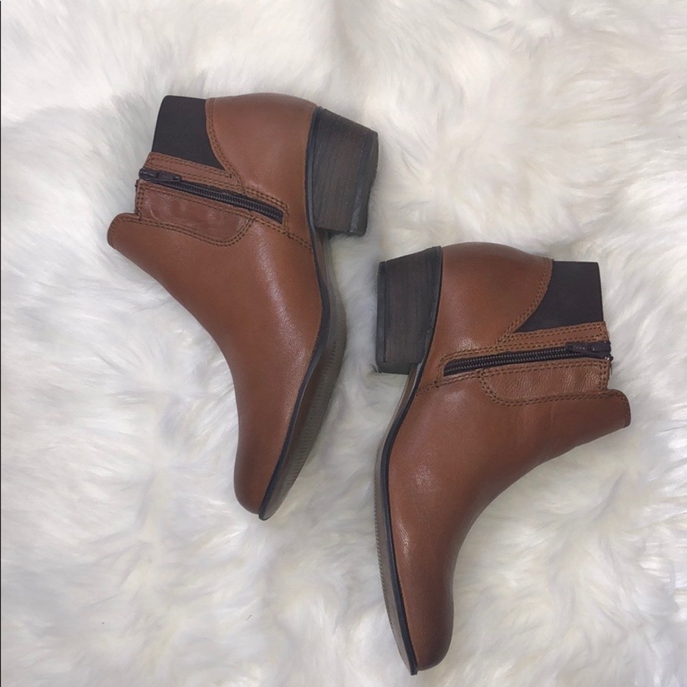 STEVE MADDEN BOOTIE - Picture 4 of 7